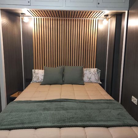 Apartamento E&R Malaga Centro- Parking Gratis Dış mekan fotoğraf