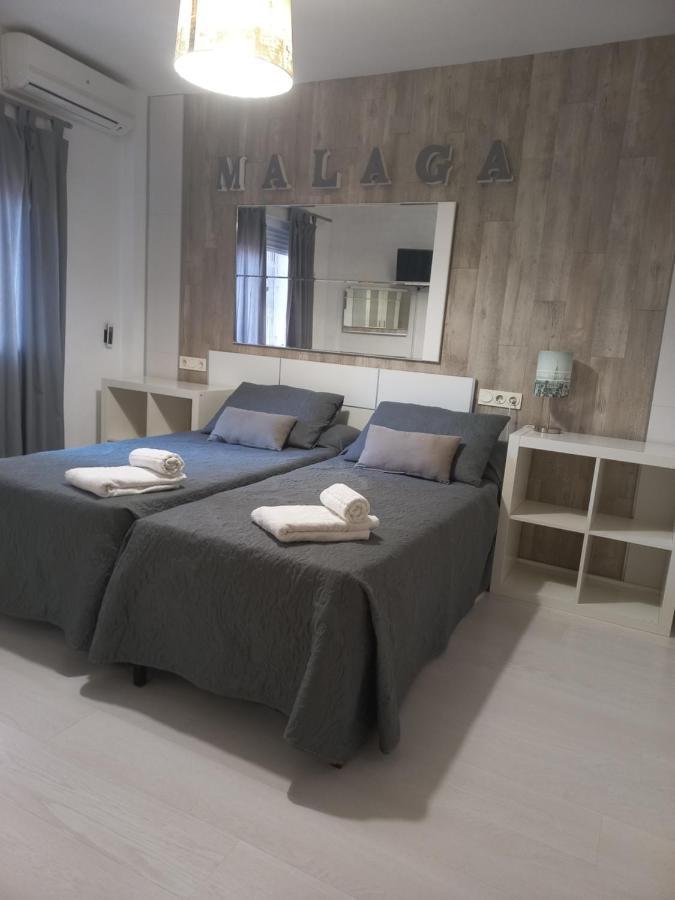 Apartamento E&R Malaga Centro- Parking Gratis Dış mekan fotoğraf