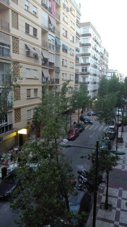Apartamento E&R Malaga Centro- Parking Gratis Dış mekan fotoğraf