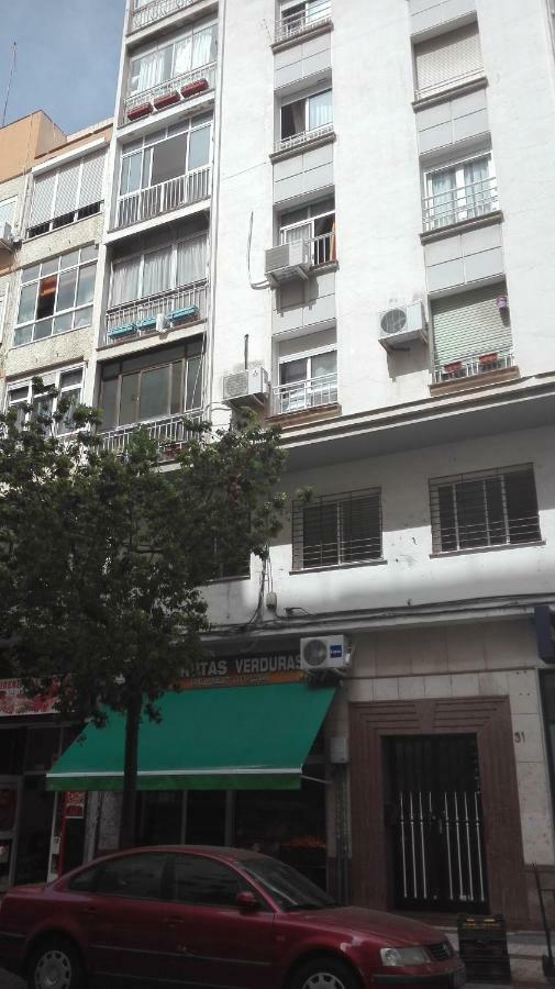 Apartamento E&R Malaga Centro- Parking Gratis Dış mekan fotoğraf