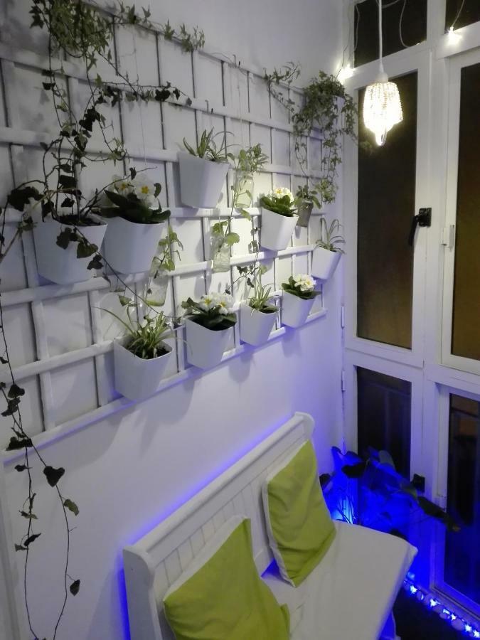 Apartamento E&R Malaga Centro- Parking Gratis Dış mekan fotoğraf