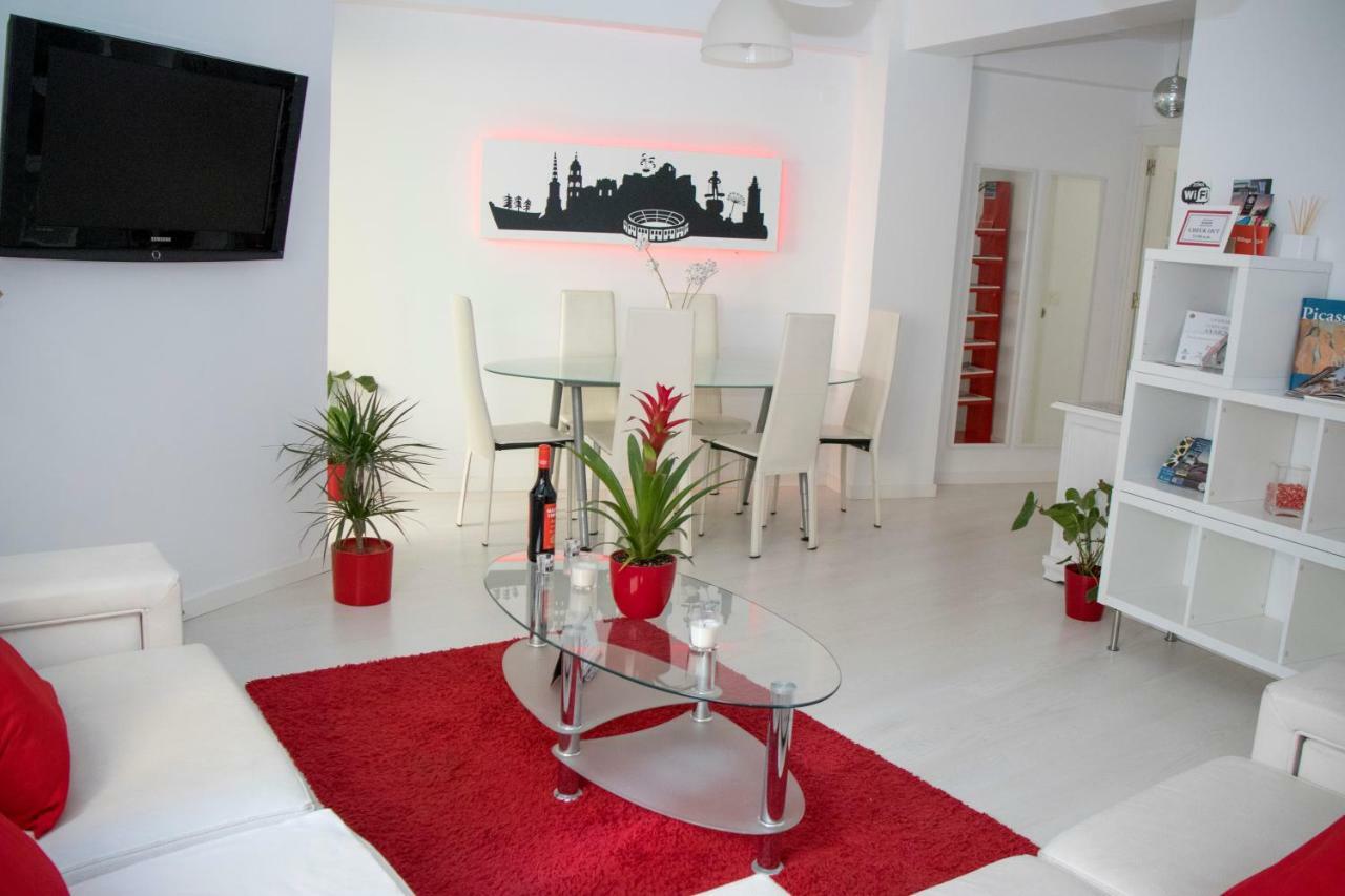 Apartamento E&R Malaga Centro- Parking Gratis Dış mekan fotoğraf