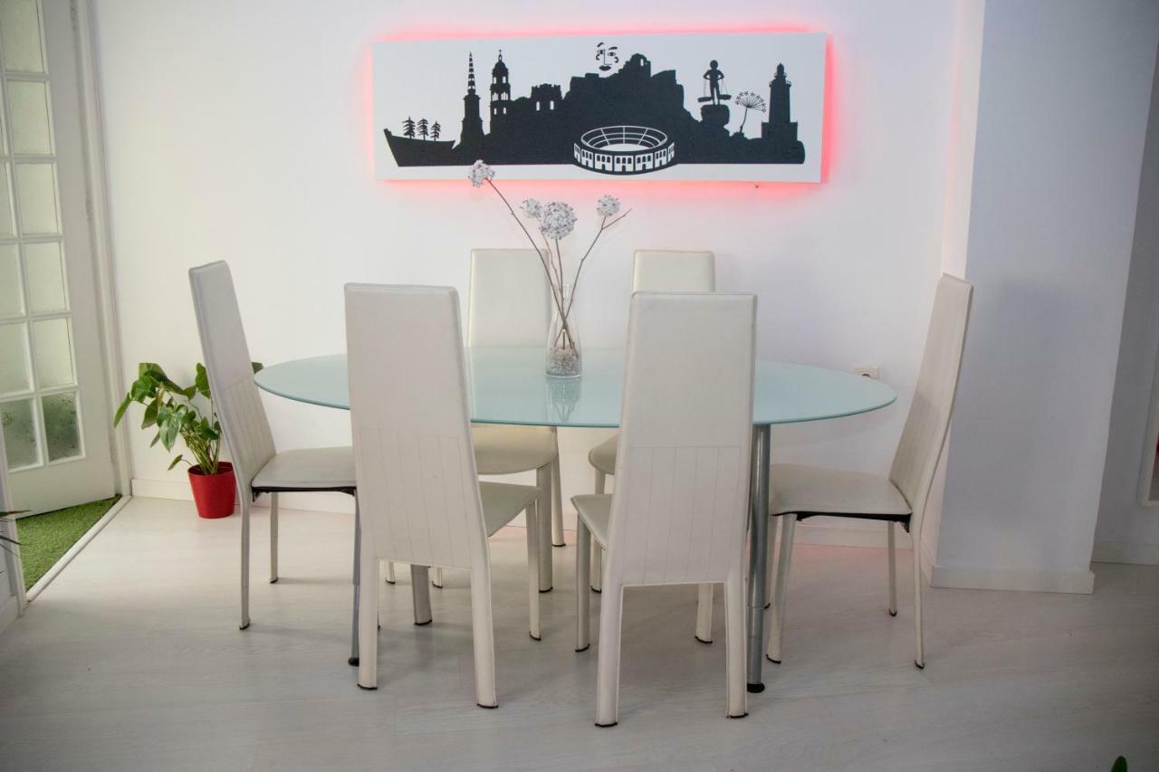 Apartamento E&R Malaga Centro- Parking Gratis Dış mekan fotoğraf